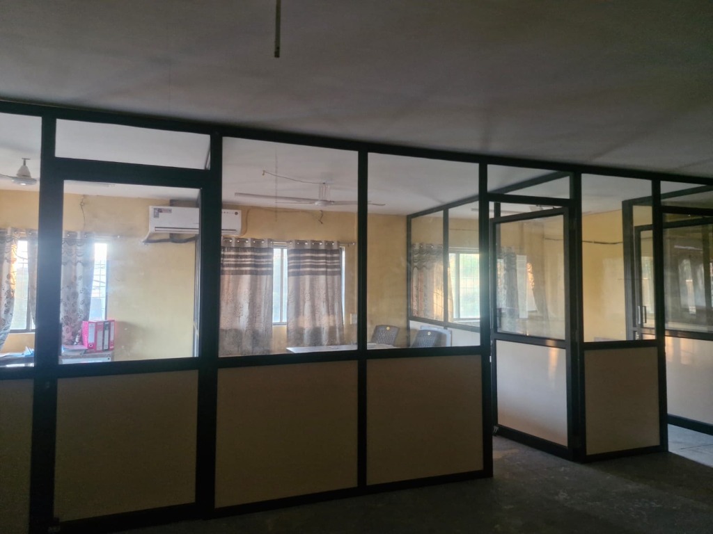 Environmentally Controlled Cleanroom Calibration Lab Bay
