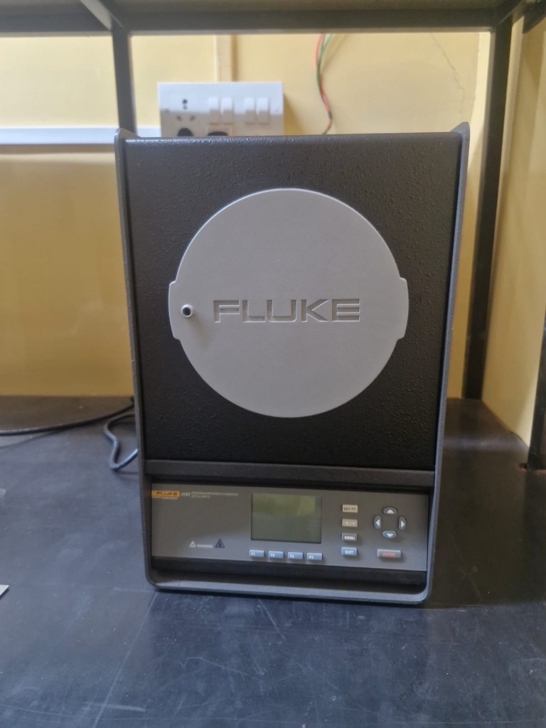 Fluke 4181 IR Calibrator