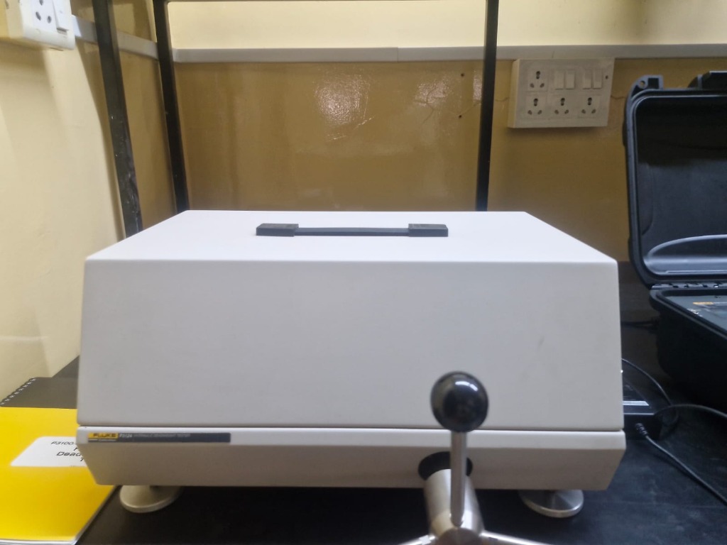 Fluke P3124 Dead Weight Tester
